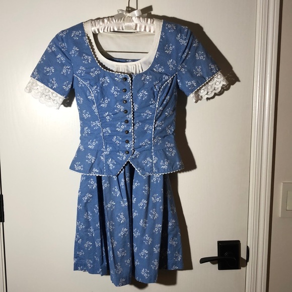 Dresses & Skirts - Dirndl German Dress 34 36 2 4